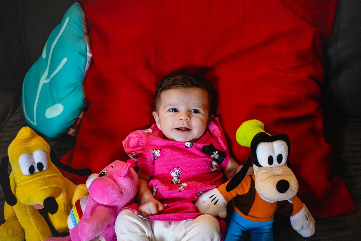 natural newborn, newborn, abraço na alma, alan smyth fotografo são mateus es, ensaio nerborn, ensaio em casa, ensaio intimista, ensaio pet, fotografia afetiva, onde fotografar em sao mateus, recem nascido, fotografo guriri, fotografo afetivo,