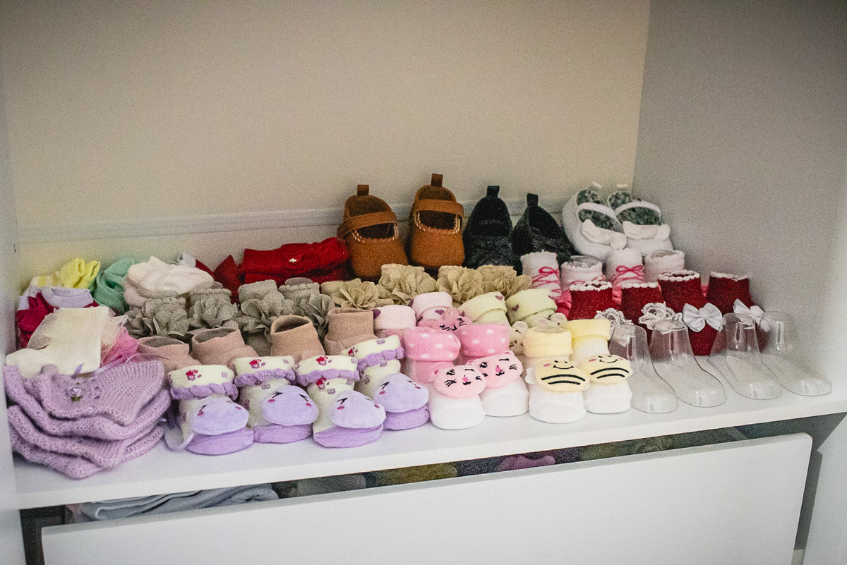 natural newborn, newborn, abraço na alma, alan smyth fotografo são mateus es, ensaio nerborn, ensaio em casa, ensaio intimista, fotografia afetiva, fotografia de familia, fotografia de familia guriri, fotografia de familia sao mateus es, gemeas,