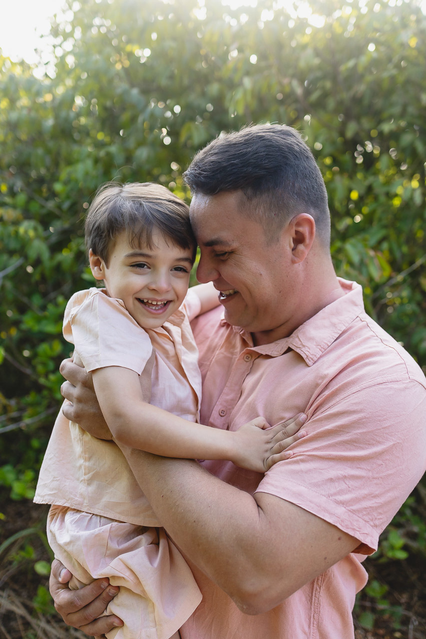 abraço na alma, alan smyth, ensaio da familia, ensaio de familia sao mateus, familia, fotografia afetiva, fotografo afetivo, fotografo em sao mateus es, fotografo es, fotografo guriri, mae e filho, onde fotografar em sao mateus, retratos de familia, casal