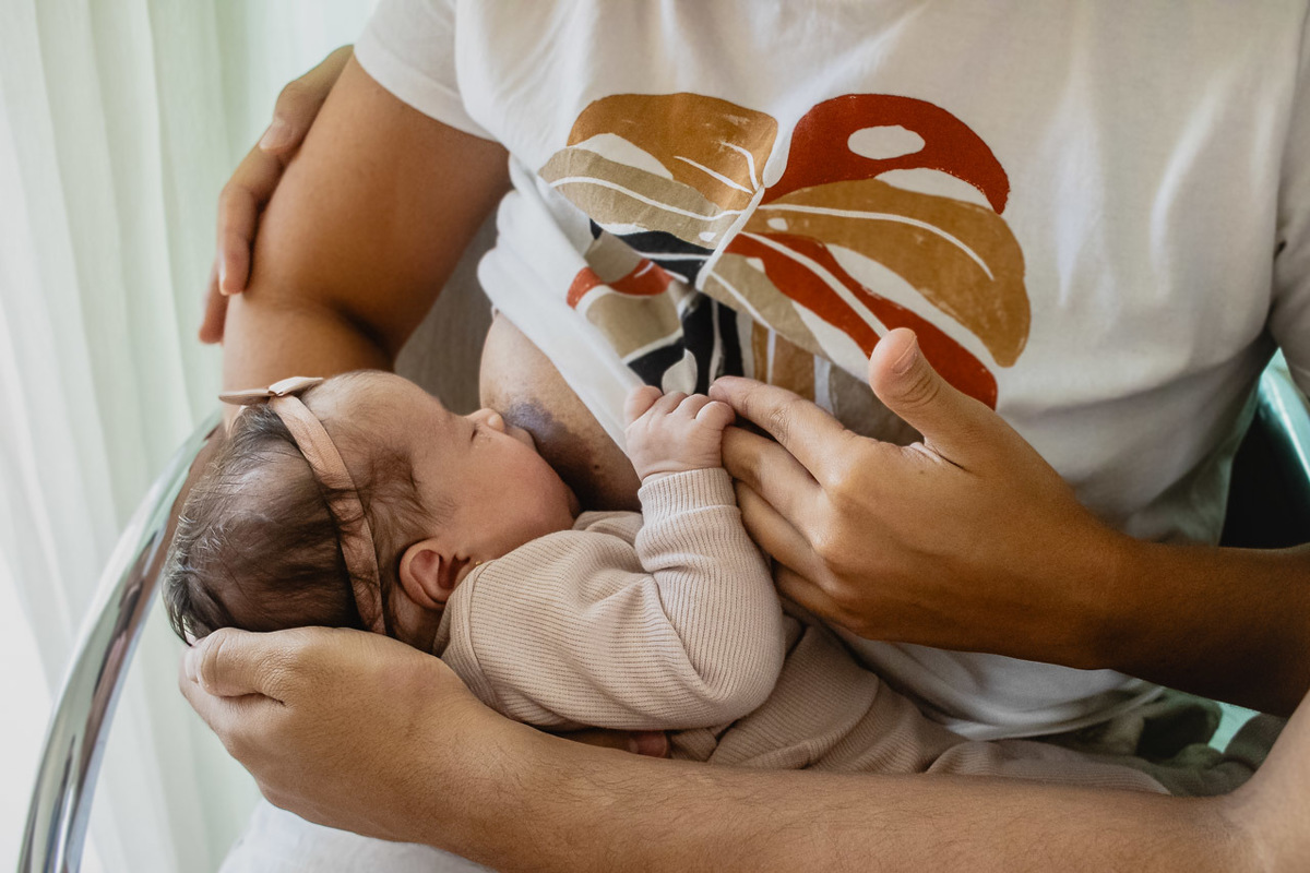 natural newborn, newborn, abraço na alma, alan smyth fotografo são mateus es, ensaio nerborn, ensaio em casa, ensaio intimista, fotografia afetiva, fotografia de familia, fotografia de familia sao mateus,  acompanhamento de bebe, bebe, fotos em casa