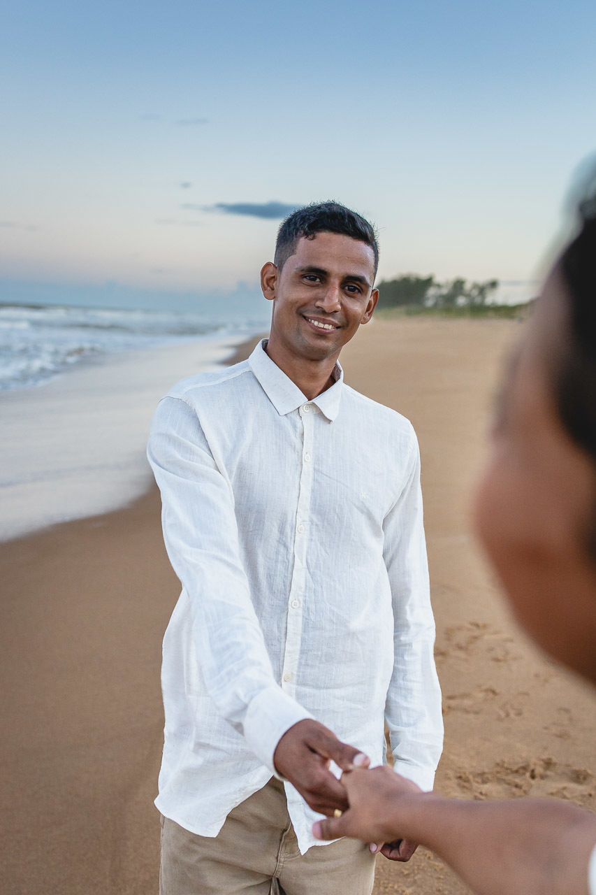 abraço na alma, alan smyth, alan smyth fotografo em sao mateus es, ensaio pre wedding, pre casamento, ensaio afetivo, ensaio casal na praia, fotografia afetiva, fotografia de casal, fotografia intimista, fotografo afetivo, fotografo em guriri, casal