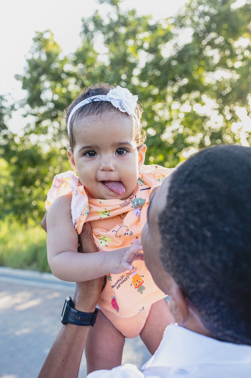 acompanhamento de bebê, abraço na alma, alan smyth fotografo são mateus es, ensaio de bebê, ensaio em casa, ensaio intimista, fotografia afetiva, fotografia de familia,  fotografia de familia sao mateus es,  gêmeas, gêmeas meninas, pais de menina, bebê