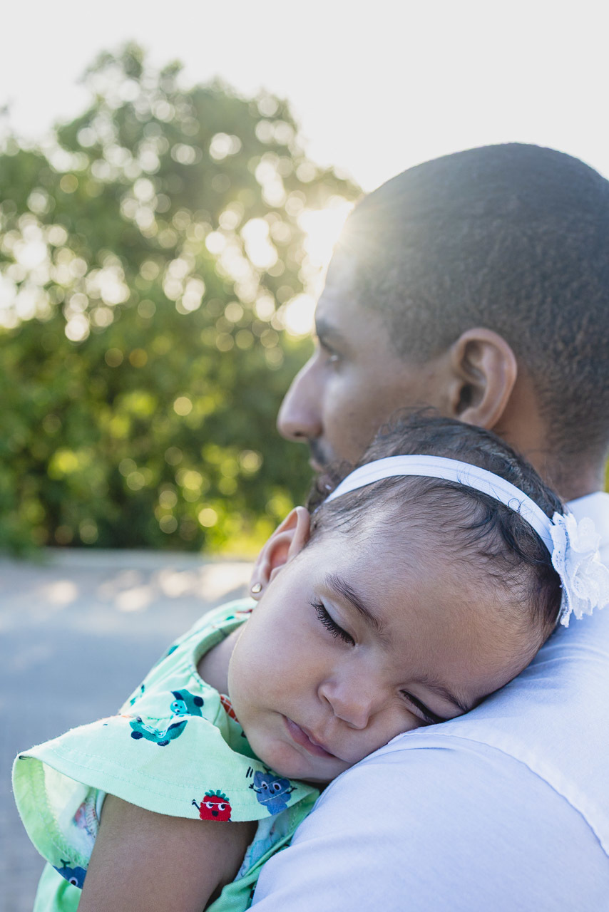 acompanhamento de bebê, abraço na alma, alan smyth fotografo são mateus es, ensaio de bebê, ensaio em casa, ensaio intimista, fotografia afetiva, fotografia de familia,  fotografia de familia sao mateus es,  gêmeas, gêmeas meninas, pais de menina, bebê