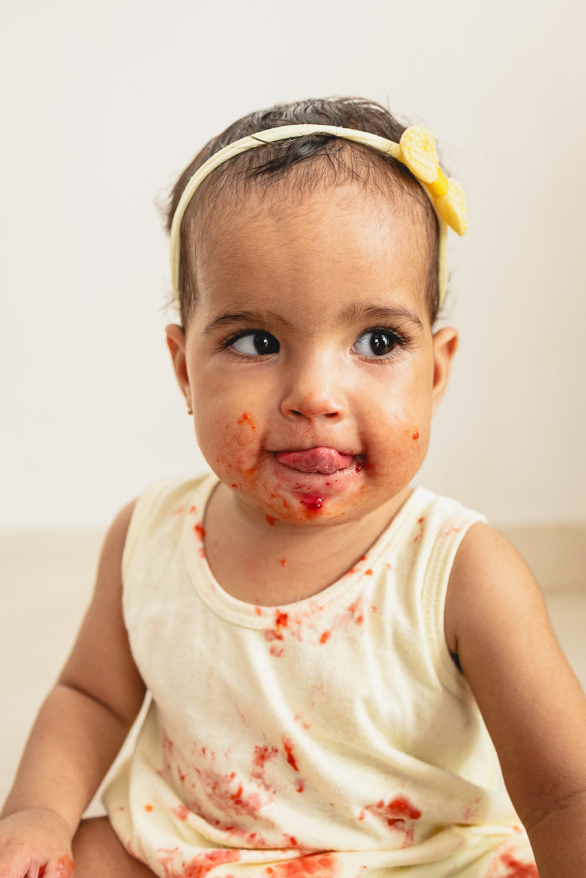 acompanhamento de bebê, abraço na alma, alan smyth fotografo são mateus es, ensaio de bebê, ensaio em casa, ensaio intimista, fotografia afetiva, fotografia de familia,  fotografia de familia sao mateus es,  gêmeas, gêmeas meninas, pais de menina, bebê