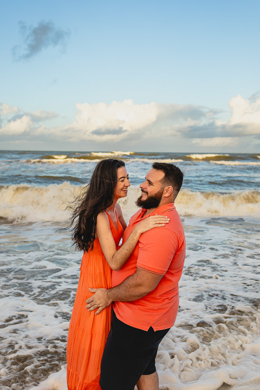 abraço na alma, alan smyth, alan smyth fotografo em sao mateus es, ensaio pre wedding, pre casamento, ensaio afetivo, ensaio casal na praia, fotografia afetiva, fotografia de casal, fotografia intimista, fotografo afetivo, fotografo em guriri, casal