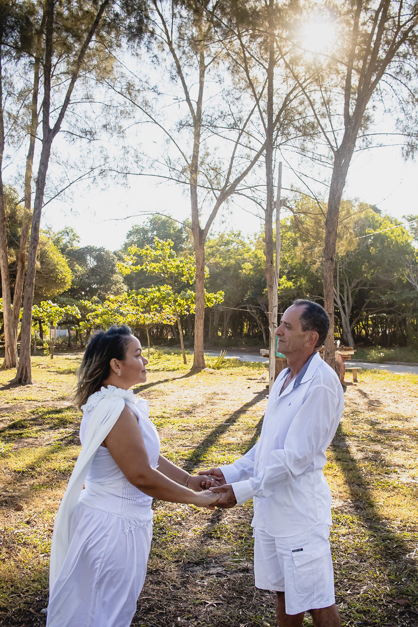 abraço na alma, alan smyth, alan smyth fotografo em sao mateus es, ensaio afetivo, ensaio casal na praia, fotografia afetiva, fotografia de casal, fotografia intimista, fotografo afetivo, fotografo em guriri, casal, ensaio intimista, casal maduro