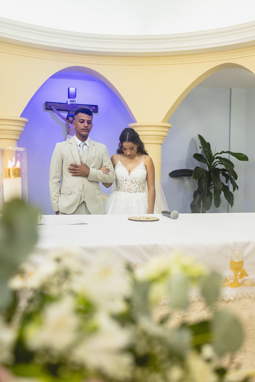 abraço na alma, alan smyth, alan smyth fotografo em sao mateus es, casamento intimista, fotografia afetiva, fotografia de casamento mantena mg, fotos de casamento na paroquia nossa senhora das graças, fotografo em mantena mg, wedding, casamento na igreja