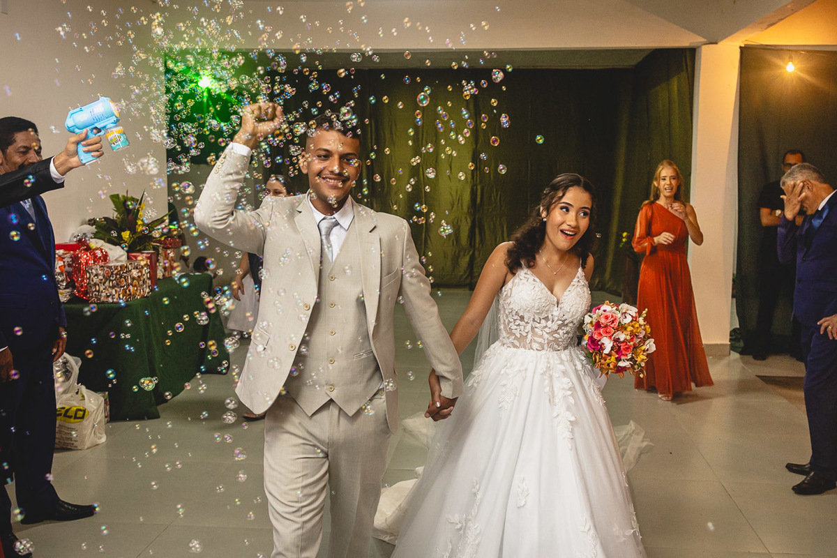 abraço na alma, alan smyth, alan smyth fotografo em sao mateus es, casamento intimista, fotografia afetiva, fotografia de casamento mantena mg, fotos de casamento na paroquia nossa senhora das graças, fotografo em mantena mg, wedding, casamento na igreja