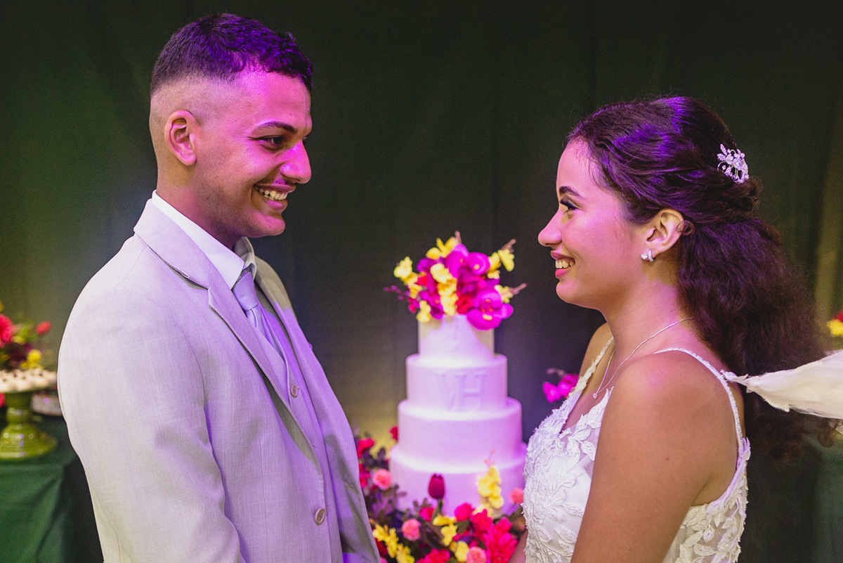 abraço na alma, alan smyth, alan smyth fotografo em sao mateus es, casamento intimista, fotografia afetiva, fotografia de casamento mantena mg, fotos de casamento na paroquia nossa senhora das graças, fotografo em mantena mg, wedding, casamento na igreja