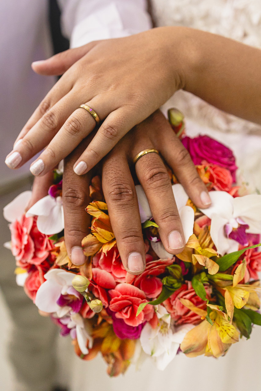 abraço na alma, alan smyth, alan smyth fotografo em sao mateus es, casamento intimista, fotografia afetiva, fotografia de casamento mantena mg, fotos de casamento na paroquia nossa senhora das graças, fotografo em mantena mg, wedding, casamento na igreja