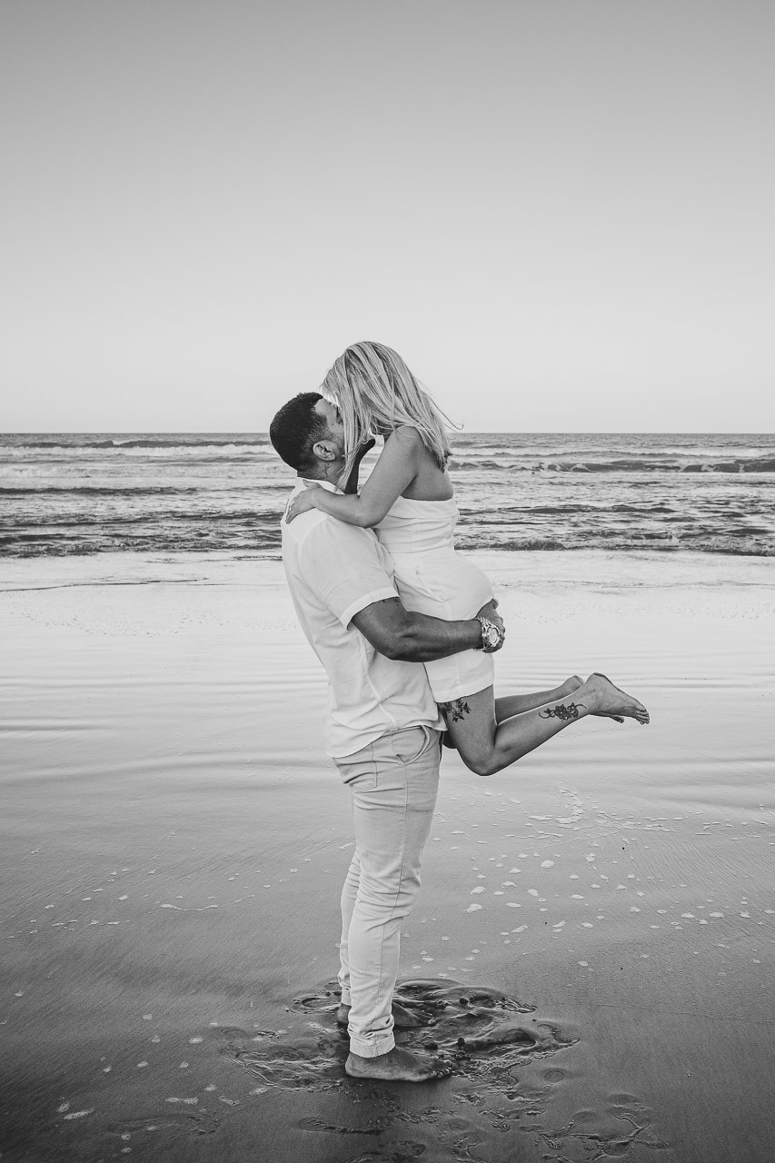 abraço na alma, alan smyth, alan smyth fotografo em sao mateus es, ensaio afetivo, ensaio casal na praia, fotografia afetiva, fotografia de casal, fotografia intimista, fotografo afetivo, fotografo em guriri, onde fotografar em guriri, bosque da praia
