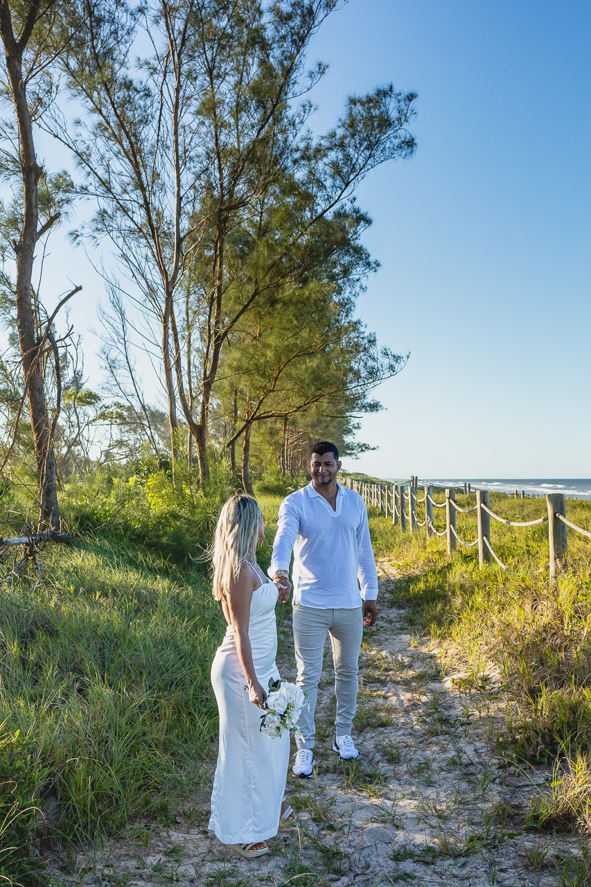 abraço na alma, alan smyth, alan smyth fotografo em sao mateus es, ensaio afetivo, ensaio casal na praia, fotografia afetiva, fotografia de casal, fotografia intimista, fotografo afetivo, fotografo em guriri, onde fotografar em guriri, bosque da praia