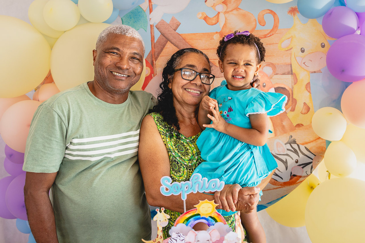 fotografia de festa infantil sao mateus, ensaio de familia es, festa em casa,  decoracao de festa infantil, decoracao de festas, alan smyth, fotografia afetiva es, fotos festa, hora do parabens, fotografia de festa infantil guriri, fotografo infantil