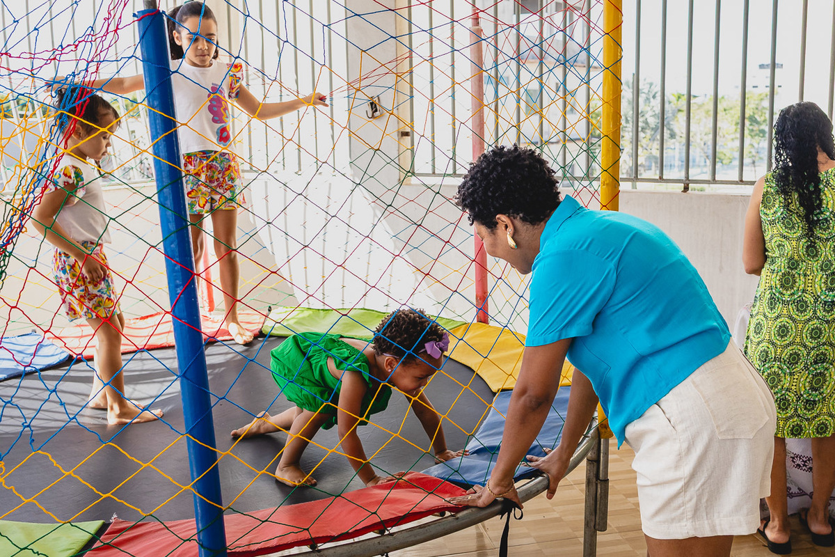 fotografia de festa infantil sao mateus, ensaio de familia es, festa em casa,  decoracao de festa infantil, decoracao de festas, alan smyth, fotografia afetiva es, fotos festa, hora do parabens, fotografia de festa infantil guriri, fotografo infantil