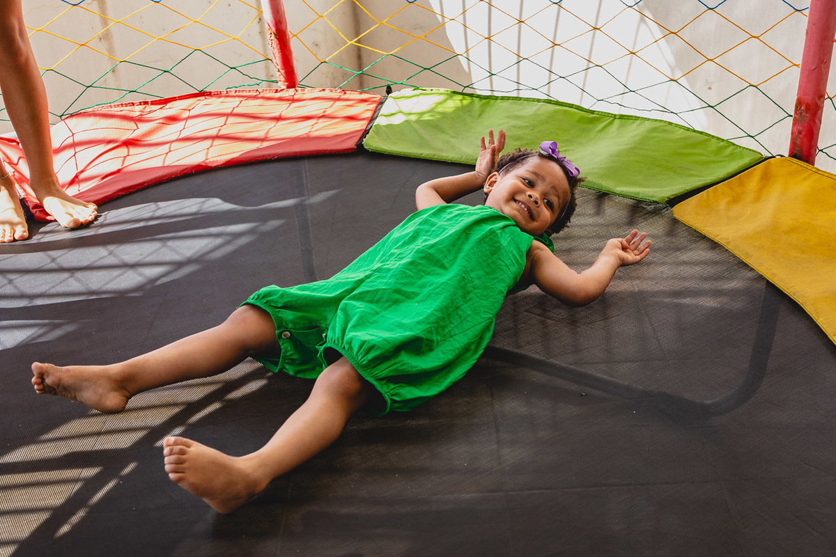 fotografia de festa infantil sao mateus, ensaio de familia es, festa em casa,  decoracao de festa infantil, decoracao de festas, alan smyth, fotografia afetiva es, fotos festa, hora do parabens, fotografia de festa infantil guriri, fotografo infantil