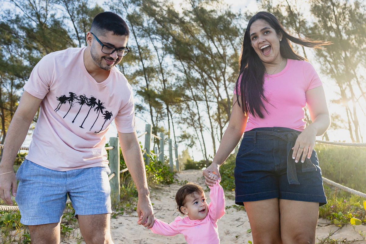 acompanhamento de bebê, abraço na alma, alan smyth fotografo são mateus es, ensaio de bebê, ensaio em casa, ensaio intimista, fotografia afetiva, fotografia de familia,  fotografia de familia sao mateus es, pais de menina, jornada de bebê, ensaio infantil