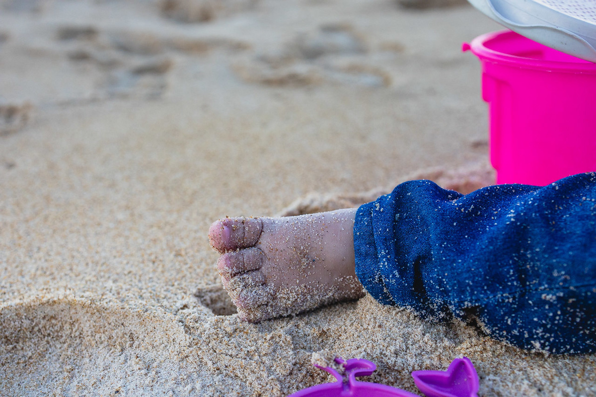 acompanhamento de bebê, abraço na alma, alan smyth fotografo são mateus es, ensaio de bebê, ensaio em casa, ensaio intimista, fotografia afetiva, fotografia de familia,  fotografia de familia sao mateus es, pais de menina, jornada de bebê, ensaio infantil