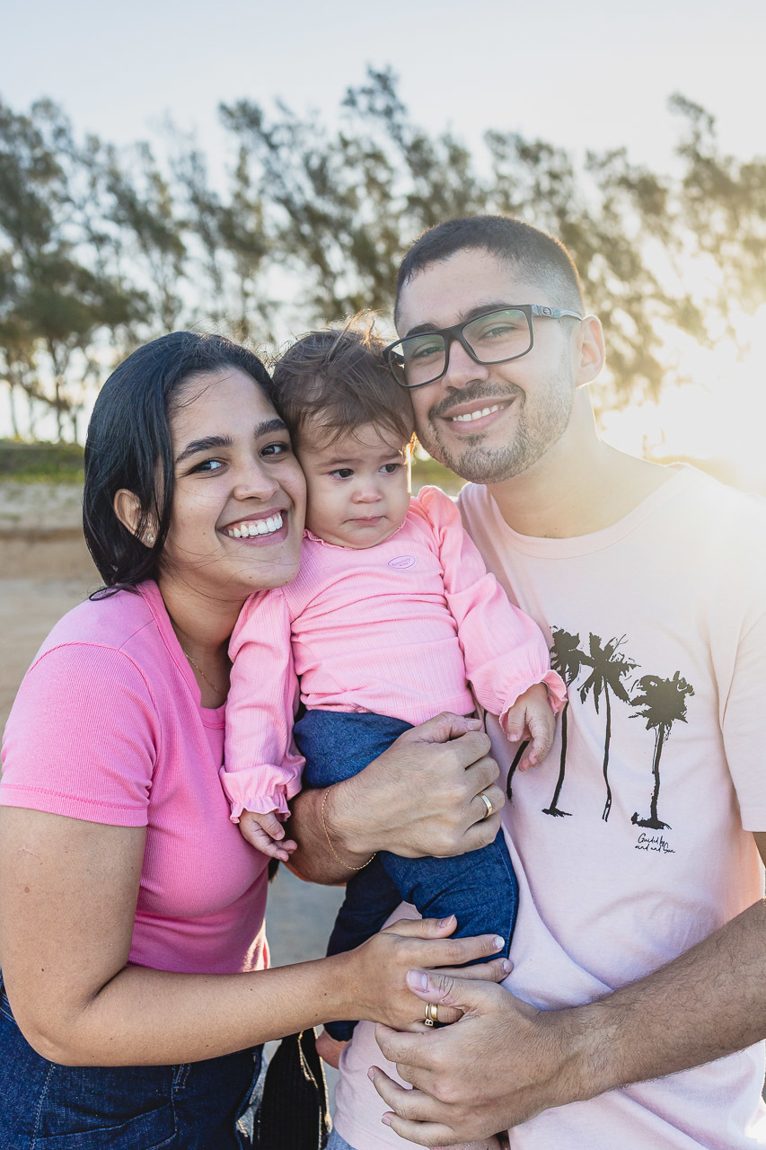 acompanhamento de bebê, abraço na alma, alan smyth fotografo são mateus es, ensaio de bebê, ensaio em casa, ensaio intimista, fotografia afetiva, fotografia de familia,  fotografia de familia sao mateus es, pais de menina, jornada de bebê, ensaio infantil