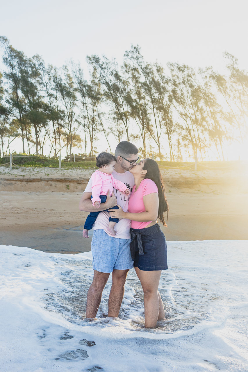 acompanhamento de bebê, abraço na alma, alan smyth fotografo são mateus es, ensaio de bebê, ensaio em casa, ensaio intimista, fotografia afetiva, fotografia de familia,  fotografia de familia sao mateus es, pais de menina, jornada de bebê, ensaio infantil