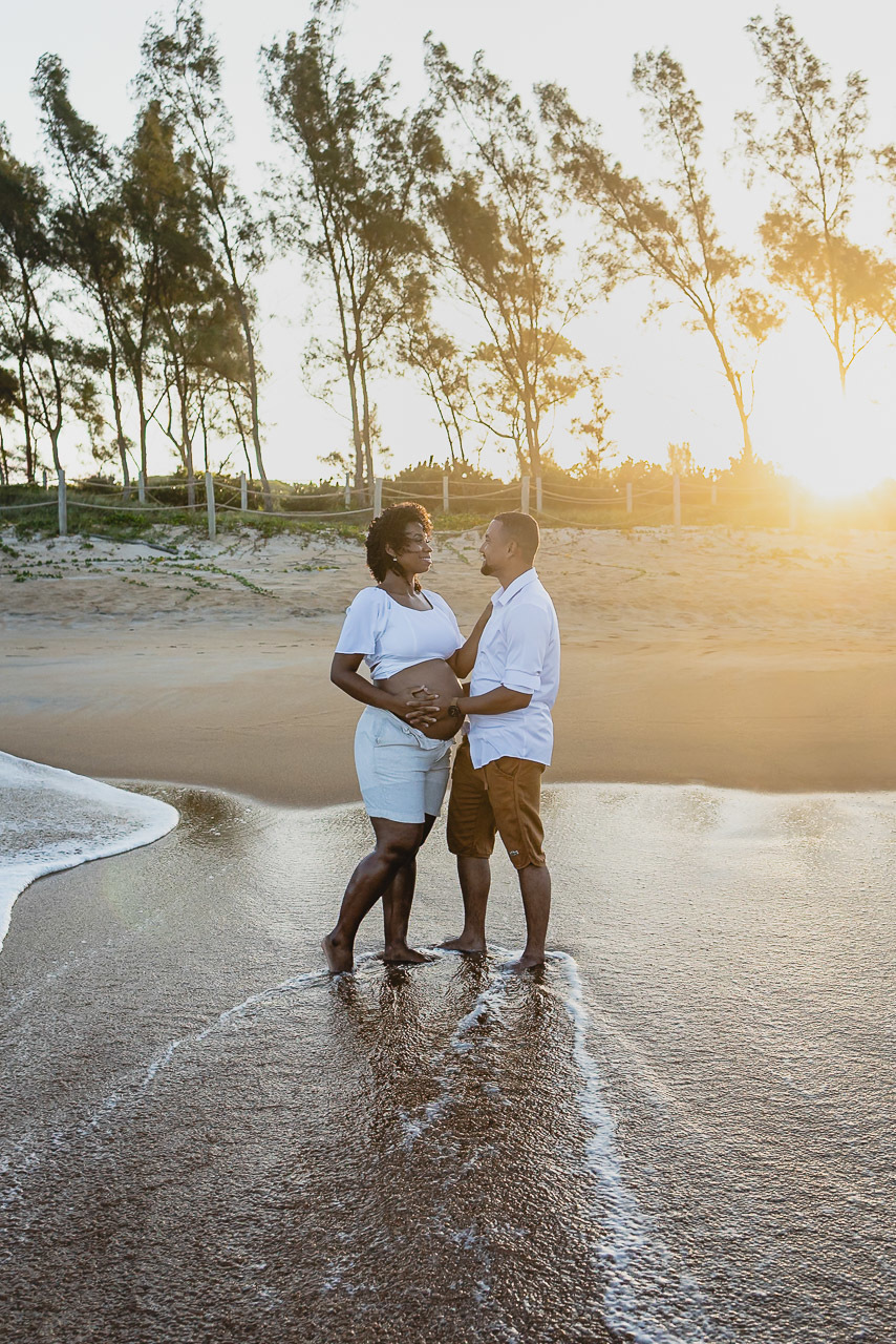 abraço na alma, alan smyth fotografo es, ensaio fotografico gestante, ensaio fotografico gestante sao mateus, ensaio gestante, ensaio intimista, fotografia afetiva, fotografia de familia, onde fotografar em sao mateus es, retrato de gestante, guriri, es