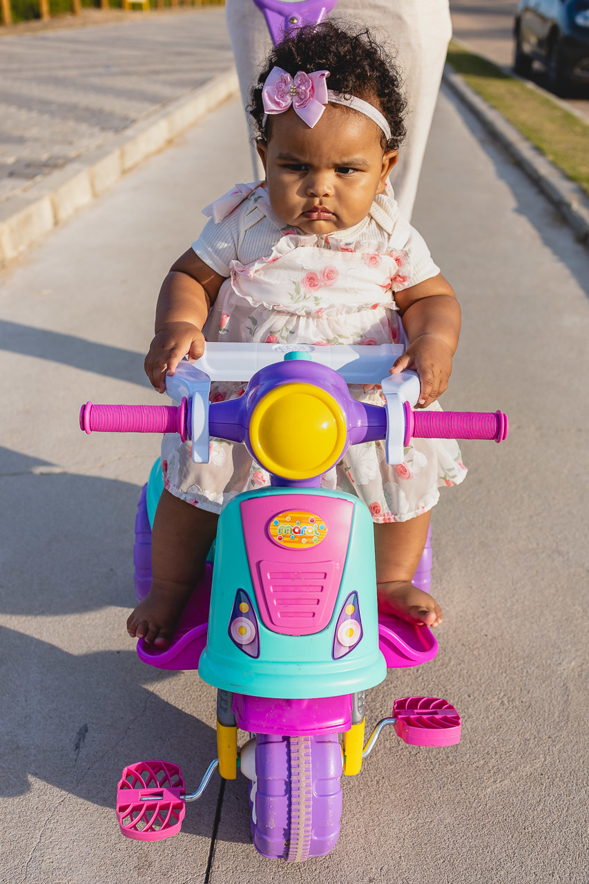 acompanhamento de bebê, abraço na alma, alan smyth fotografo são mateus es, ensaio de bebê, ensaio em casa, ensaio intimista, fotografia afetiva, fotografia de familia,  fotografia de familia sao mateus es, pais de menina, jornada de bebê, ensaio infantil