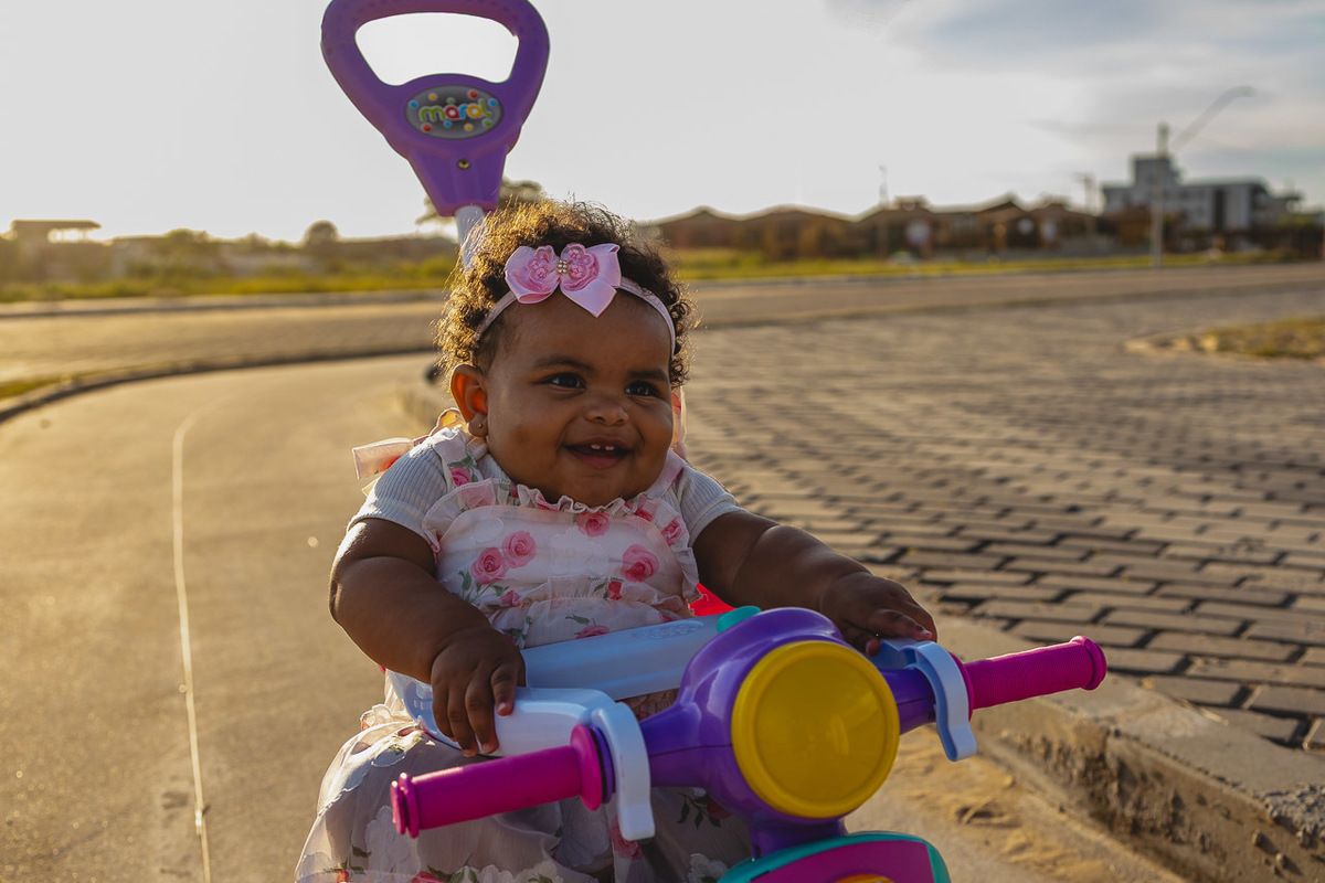 acompanhamento de bebê, abraço na alma, alan smyth fotografo são mateus es, ensaio de bebê, ensaio em casa, ensaio intimista, fotografia afetiva, fotografia de familia,  fotografia de familia sao mateus es, pais de menina, jornada de bebê, ensaio infantil