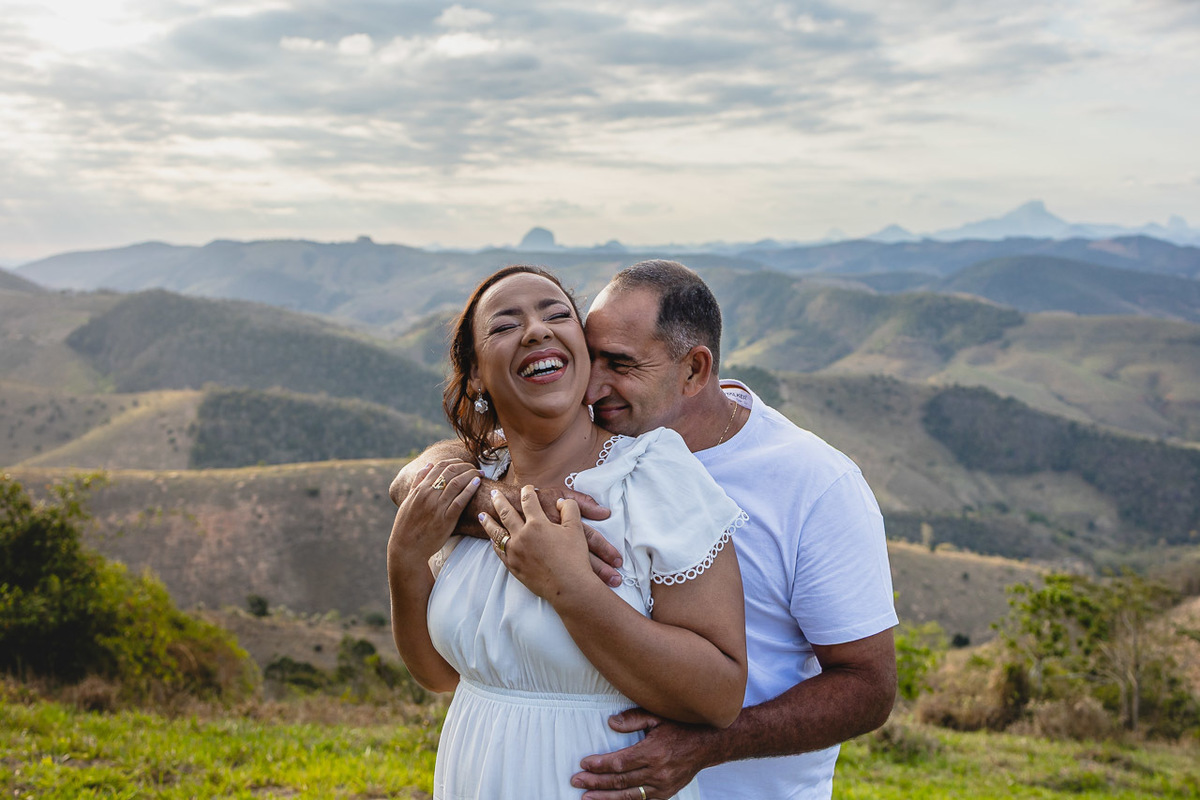 abraço na alma, alan smyth, alan smyth fotografo em sao mateus es, ensaio afetivo, fotografo em mantena, fotografia afetiva, fotografia de casal, fotografia intimista, fotografo afetivo, onde fotografar em mantena, torre de mantena, mirante em mantena