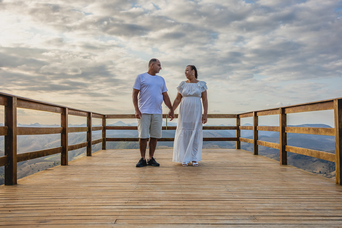 abraço na alma, alan smyth, alan smyth fotografo em sao mateus es, ensaio afetivo, fotografo em mantena, fotografia afetiva, fotografia de casal, fotografia intimista, fotografo afetivo, onde fotografar em mantena, torre de mantena, mirante em mantena