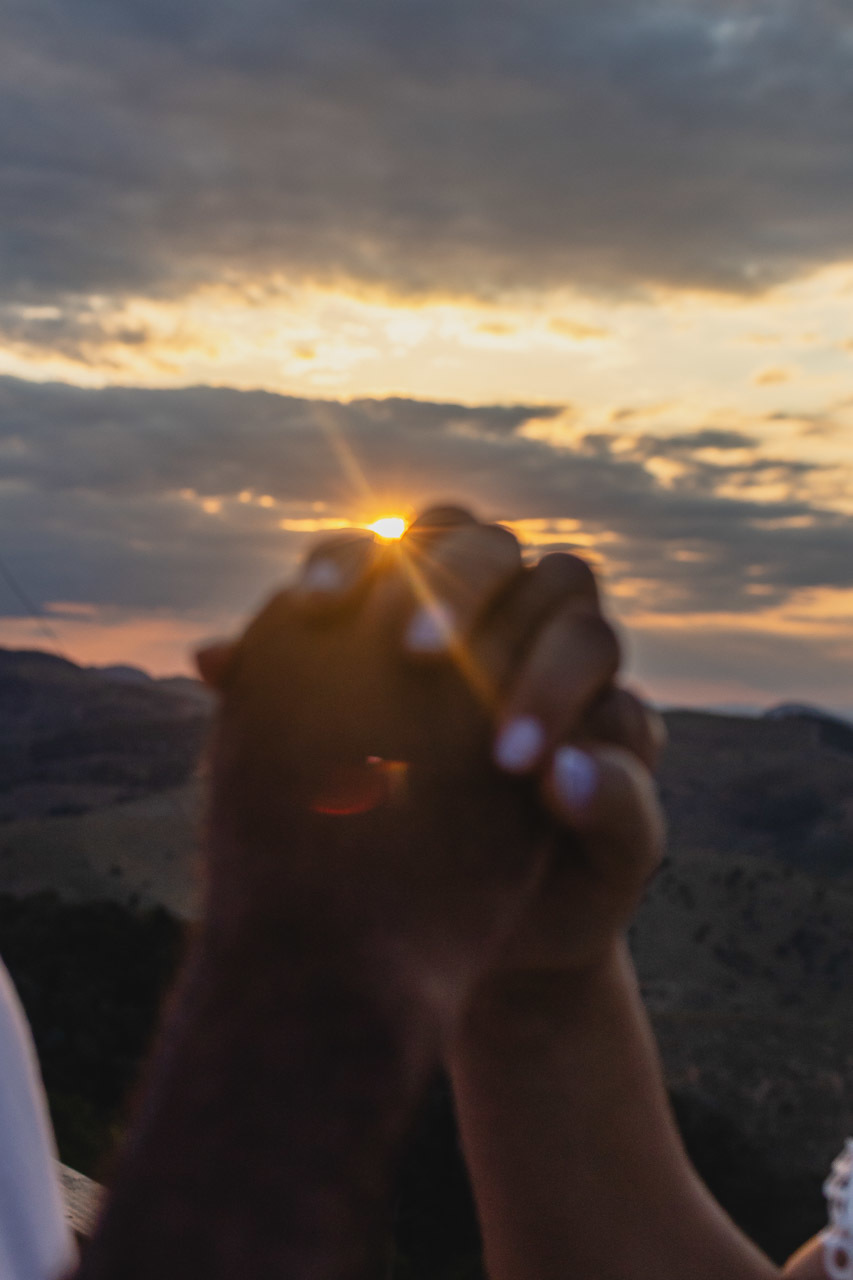 abraço na alma, alan smyth, alan smyth fotografo em sao mateus es, ensaio afetivo, fotografo em mantena, fotografia afetiva, fotografia de casal, fotografia intimista, fotografo afetivo, onde fotografar em mantena, torre de mantena, mirante em mantena