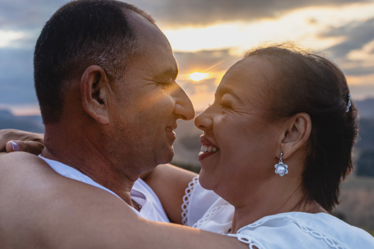 abraço na alma, alan smyth, alan smyth fotografo em sao mateus es, ensaio afetivo, fotografo em mantena, fotografia afetiva, fotografia de casal, fotografia intimista, fotografo afetivo, onde fotografar em mantena, torre de mantena, mirante em mantena