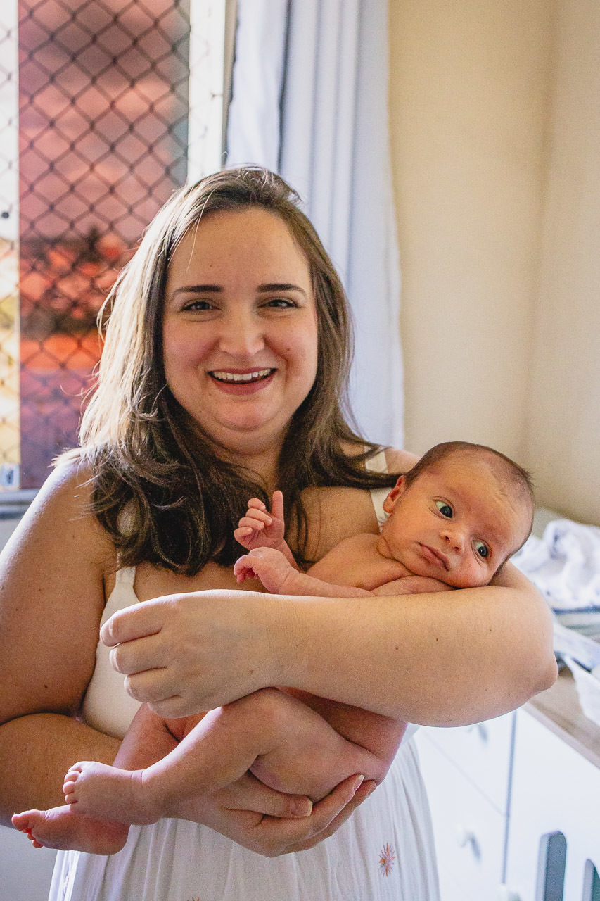 natural newborn, fotografo newborn, newborn, abraço na alma, alan smyth fotografo são mateus es, ensaio nerborn, ensaio em casa, ensaio intimista, fotografia afetiva, fotografia de familia, fotografia de familia guriri, fotografia de recem nascido, bebê