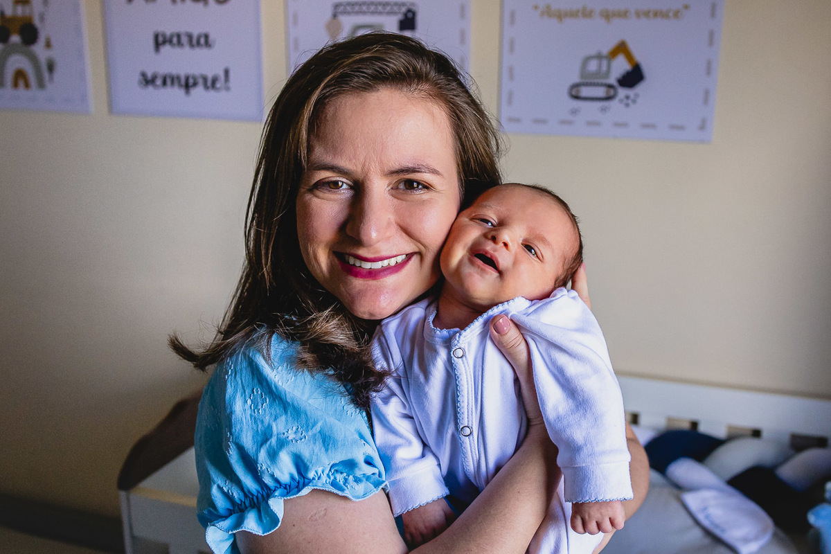 natural newborn, fotografo newborn, newborn, abraço na alma, alan smyth fotografo são mateus es, ensaio nerborn, ensaio em casa, ensaio intimista, fotografia afetiva, fotografia de familia, fotografia de familia guriri, fotografia de recem nascido, bebê