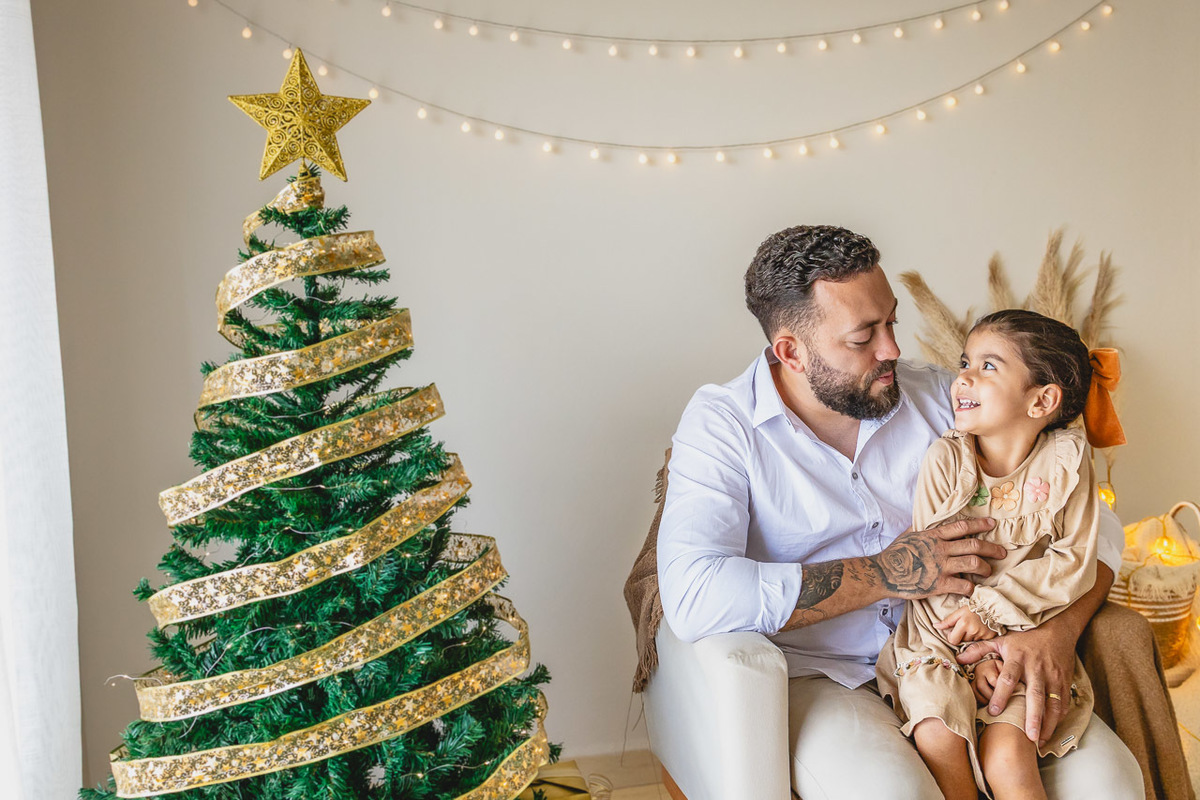 ensaio de natal em são mateus es, especial estrela de natal são mateus, fotografia de natal são mateus, fotógrafo de família são mateus es, sessão de fotos de natal guriri, ensaio natalino afetivo são mateus, fotógrafo afetivo são mateus es, fotos natal