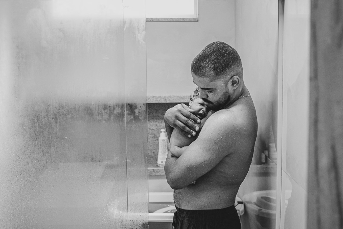 natural newborn, fotografo newborn, newborn, abraço na alma, alan smyth fotografo são mateus es, ensaio nerborn, ensaio em casa, ensaio intimista, fotografia afetiva, fotografia de familia, fotografia de recem nascido, fotografia de familia sao mateus es