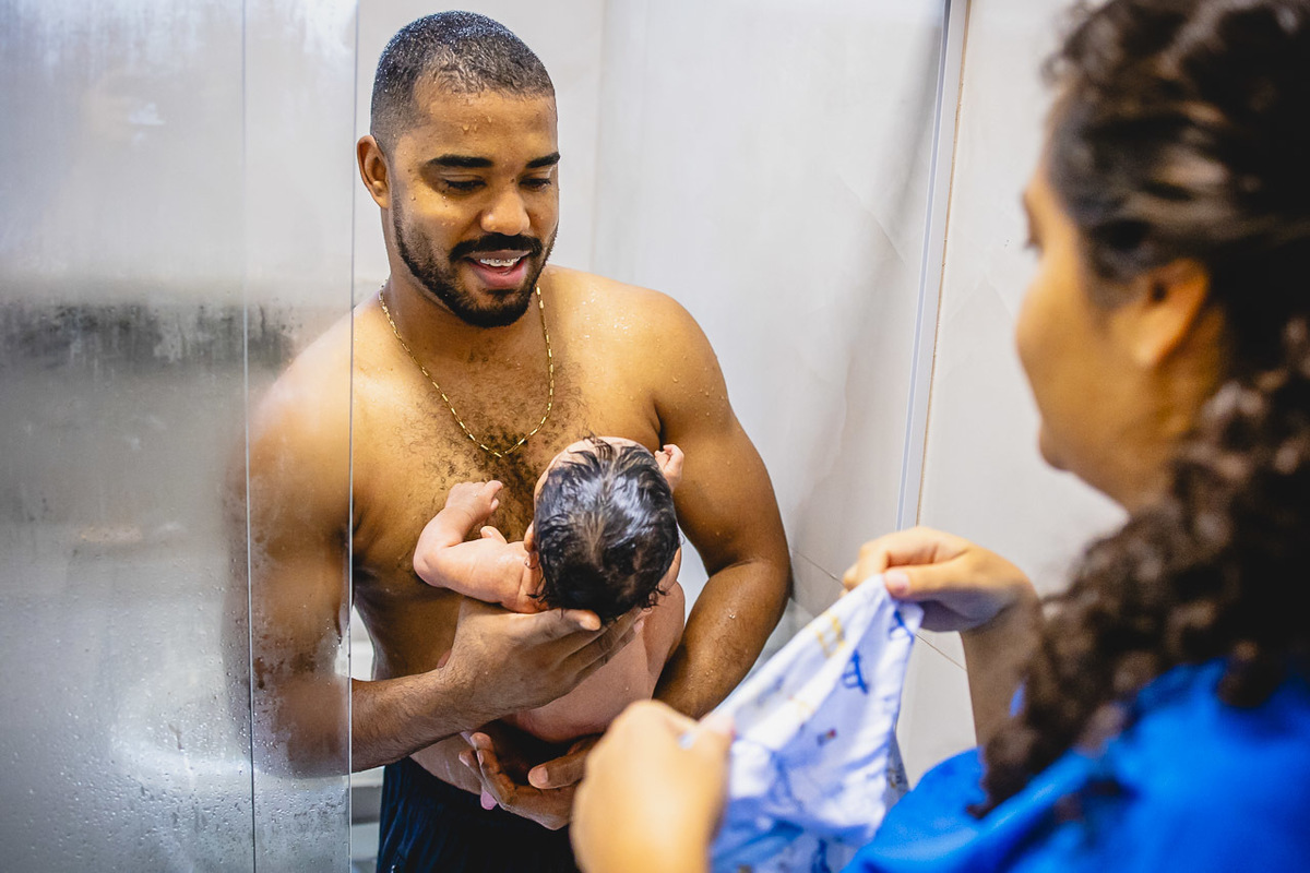 natural newborn, fotografo newborn, newborn, abraço na alma, alan smyth fotografo são mateus es, ensaio nerborn, ensaio em casa, ensaio intimista, fotografia afetiva, fotografia de familia, fotografia de recem nascido, fotografia de familia sao mateus es