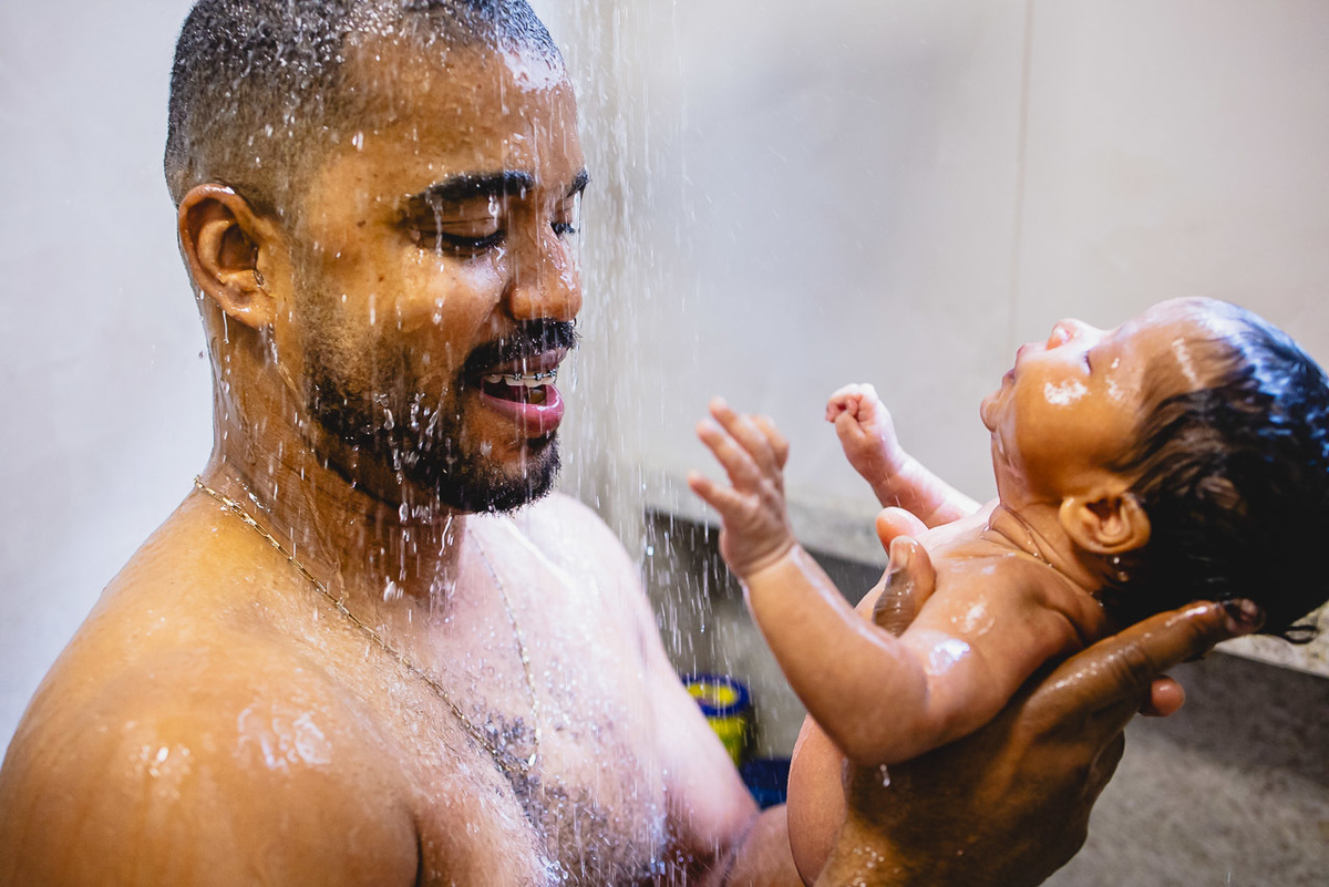 natural newborn, fotografo newborn, newborn, abraço na alma, alan smyth fotografo são mateus es, ensaio nerborn, ensaio em casa, ensaio intimista, fotografia afetiva, fotografia de familia, fotografia de recem nascido, fotografia de familia sao mateus es