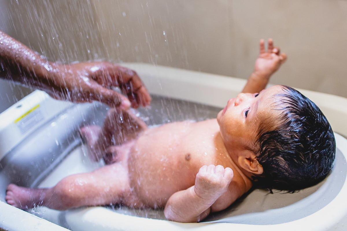 natural newborn, fotografo newborn, newborn, abraço na alma, alan smyth fotografo são mateus es, ensaio nerborn, ensaio em casa, ensaio intimista, fotografia afetiva, fotografia de familia, fotografia de recem nascido, fotografia de familia sao mateus es