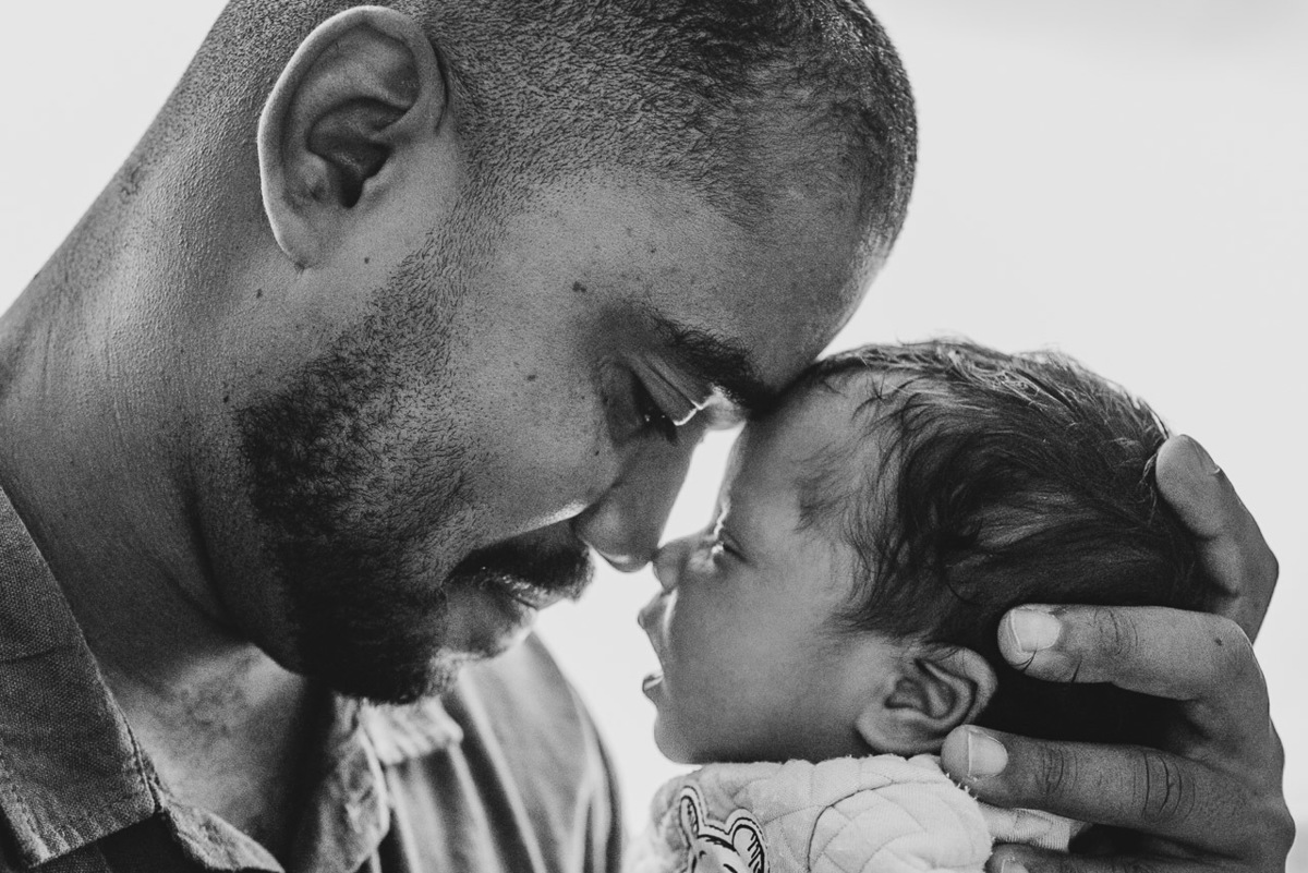 natural newborn, fotografo newborn, newborn, abraço na alma, alan smyth fotografo são mateus es, ensaio nerborn, ensaio em casa, ensaio intimista, fotografia afetiva, fotografia de familia, fotografia de recem nascido, fotografia de familia sao mateus es