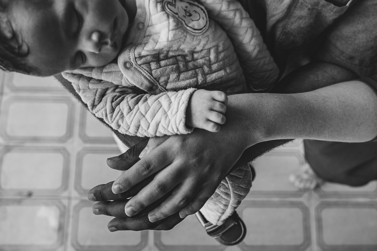 natural newborn, fotografo newborn, newborn, abraço na alma, alan smyth fotografo são mateus es, ensaio nerborn, ensaio em casa, ensaio intimista, fotografia afetiva, fotografia de familia, fotografia de recem nascido, fotografia de familia sao mateus es