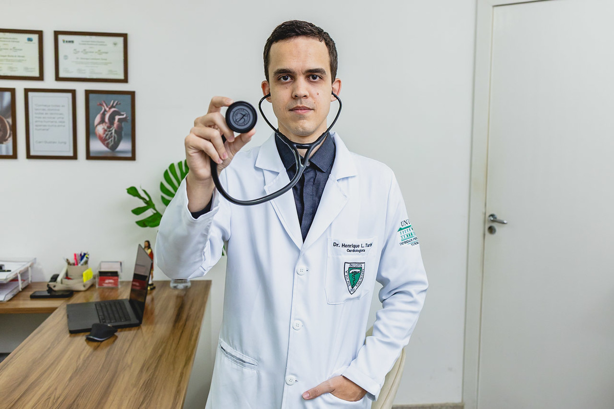 fotografo sao mateus, fotografo guriri, ensaio de marca em são mateus, ensaio de marca medico, fotografia corporativa sao mateus, ensaio profissional sao mateus, ensaio fotografico cardiologista, ensaio fotografico de médico, cardiologista em sao mateus