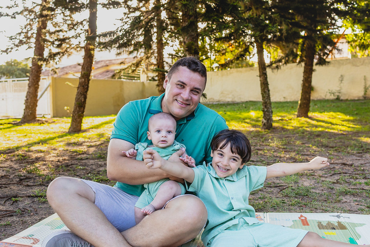 acompanhamento de bebê, abraço na alma, alan smyth fotografo são mateus es, ensaio de bebê, ensaio intimista, fotografia afetiva, fotografia de familia,  fotografia de familia sao mateus es, pais de menino, jornada de bebê, ensaio de 4 meses, bebê