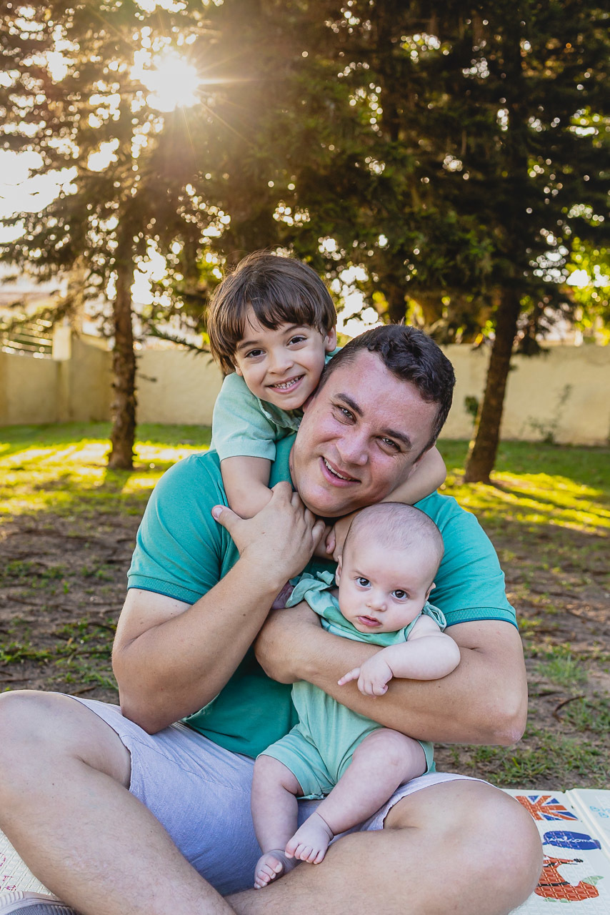 acompanhamento de bebê, abraço na alma, alan smyth fotografo são mateus es, ensaio de bebê, ensaio intimista, fotografia afetiva, fotografia de familia,  fotografia de familia sao mateus es, pais de menino, jornada de bebê, ensaio de 4 meses, bebê