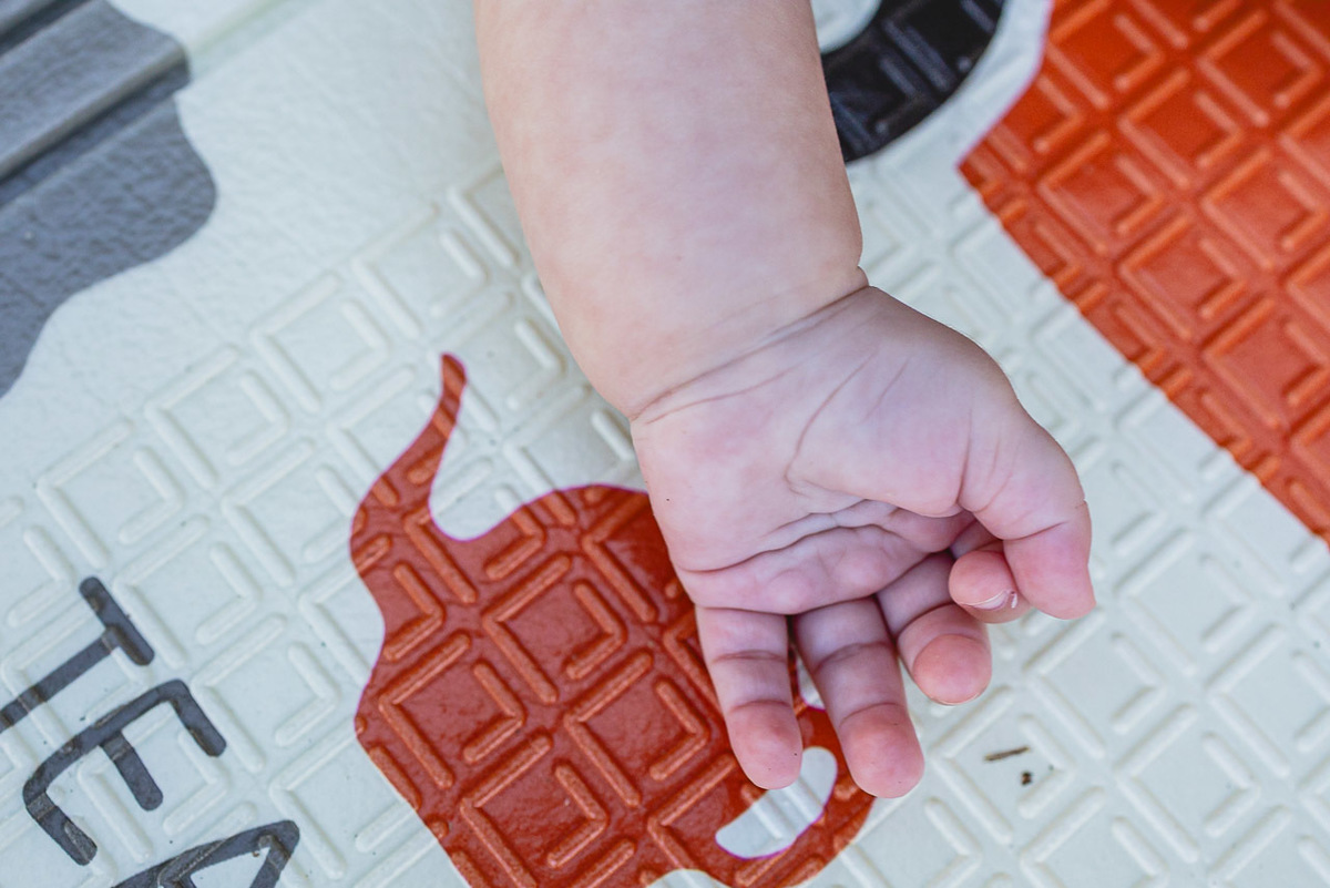 acompanhamento de bebê, abraço na alma, alan smyth fotografo são mateus es, ensaio de bebê, ensaio intimista, fotografia afetiva, fotografia de familia,  fotografia de familia sao mateus es, pais de menino, jornada de bebê, ensaio de 4 meses, bebê