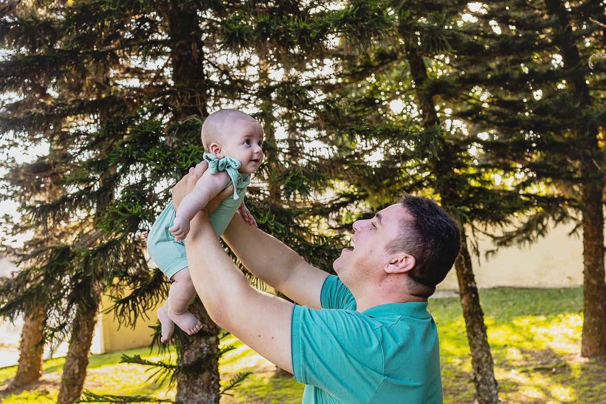 acompanhamento de bebê, abraço na alma, alan smyth fotografo são mateus es, ensaio de bebê, ensaio intimista, fotografia afetiva, fotografia de familia,  fotografia de familia sao mateus es, pais de menino, jornada de bebê, ensaio de 4 meses, bebê