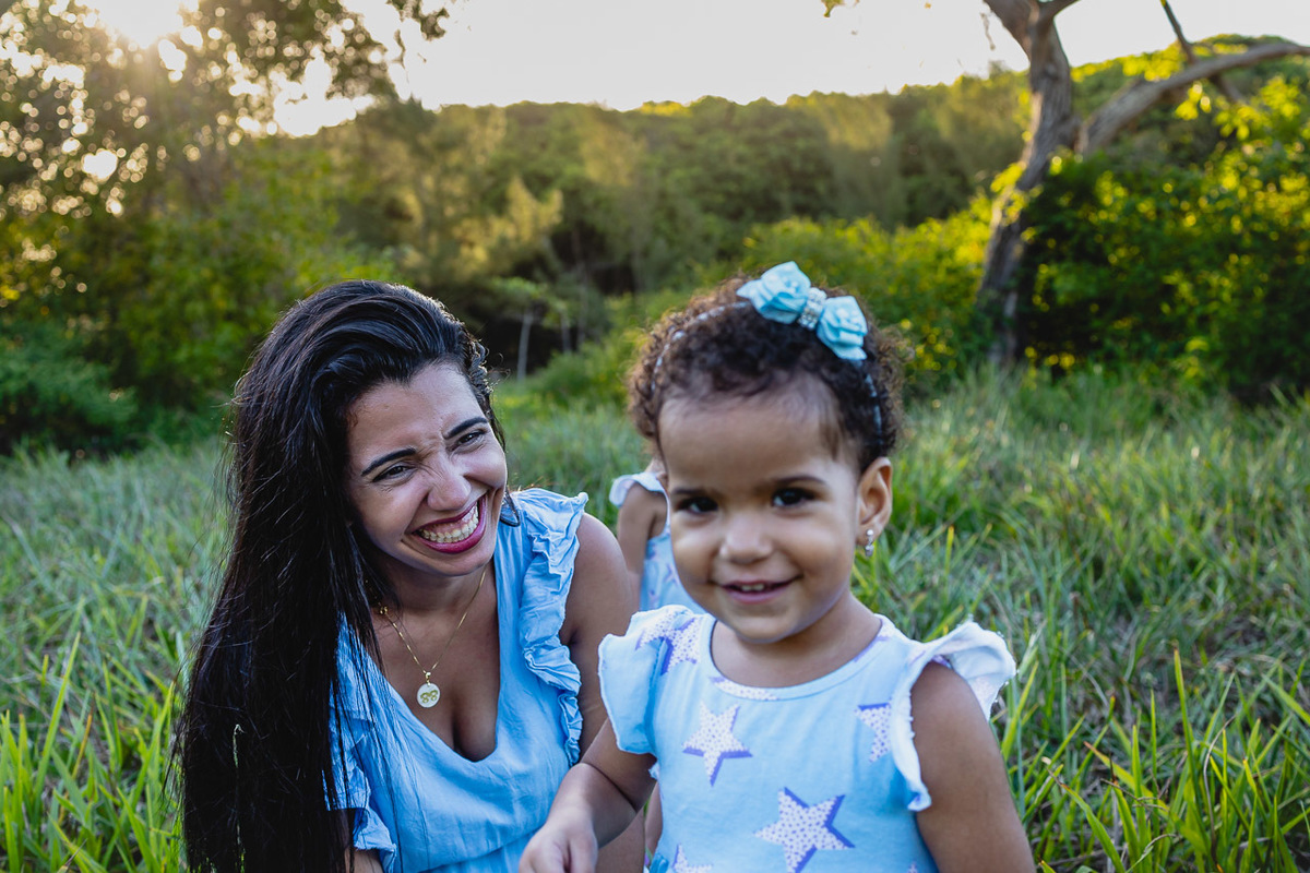 abraço na alma, alan smyth, ensaio da familia, ensaio de familia sao mateus, familia, fotografia afetiva, fotografo afetivo, fotografo em sao mateus es, fotografo guriri, mae e filha, onde fotografar em sao mateus, ensaio fotografico gemeas, gemeas, twins