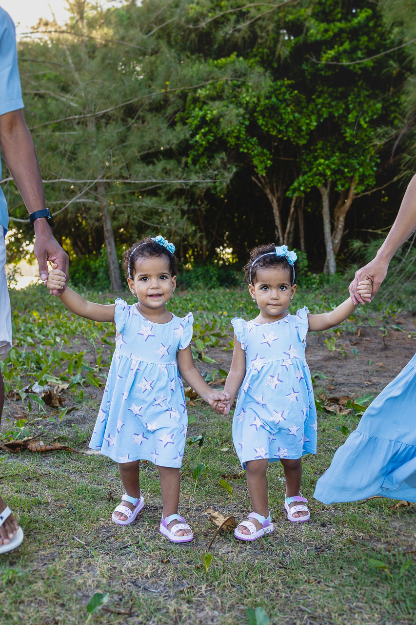 abraço na alma, alan smyth, ensaio da familia, ensaio de familia sao mateus, familia, fotografia afetiva, fotografo afetivo, fotografo em sao mateus es, fotografo guriri, mae e filha, onde fotografar em sao mateus, ensaio fotografico gemeas, gemeas, twins