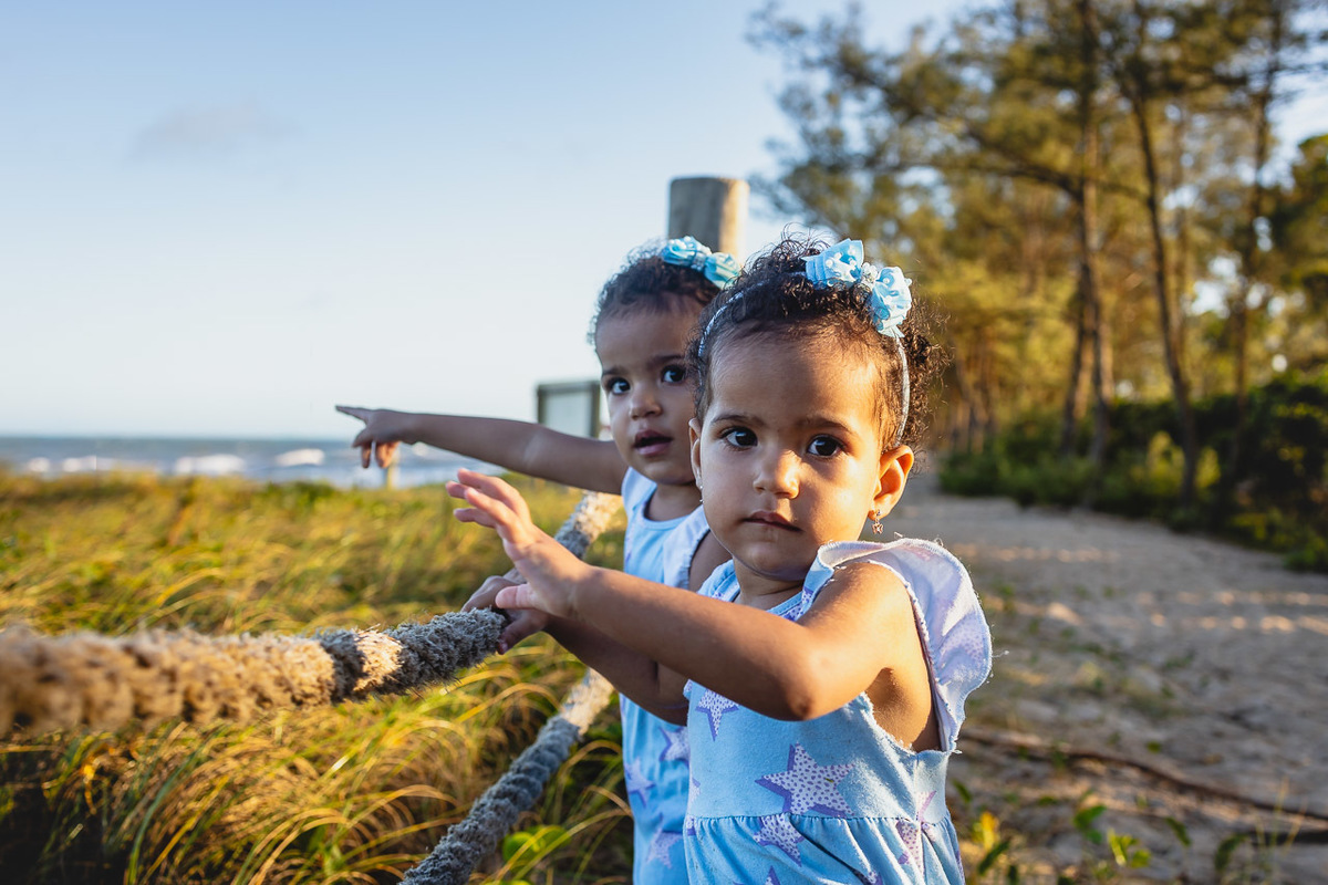 abraço na alma, alan smyth, ensaio da familia, ensaio de familia sao mateus, familia, fotografia afetiva, fotografo afetivo, fotografo em sao mateus es, fotografo guriri, mae e filha, onde fotografar em sao mateus, ensaio fotografico gemeas, gemeas, twins