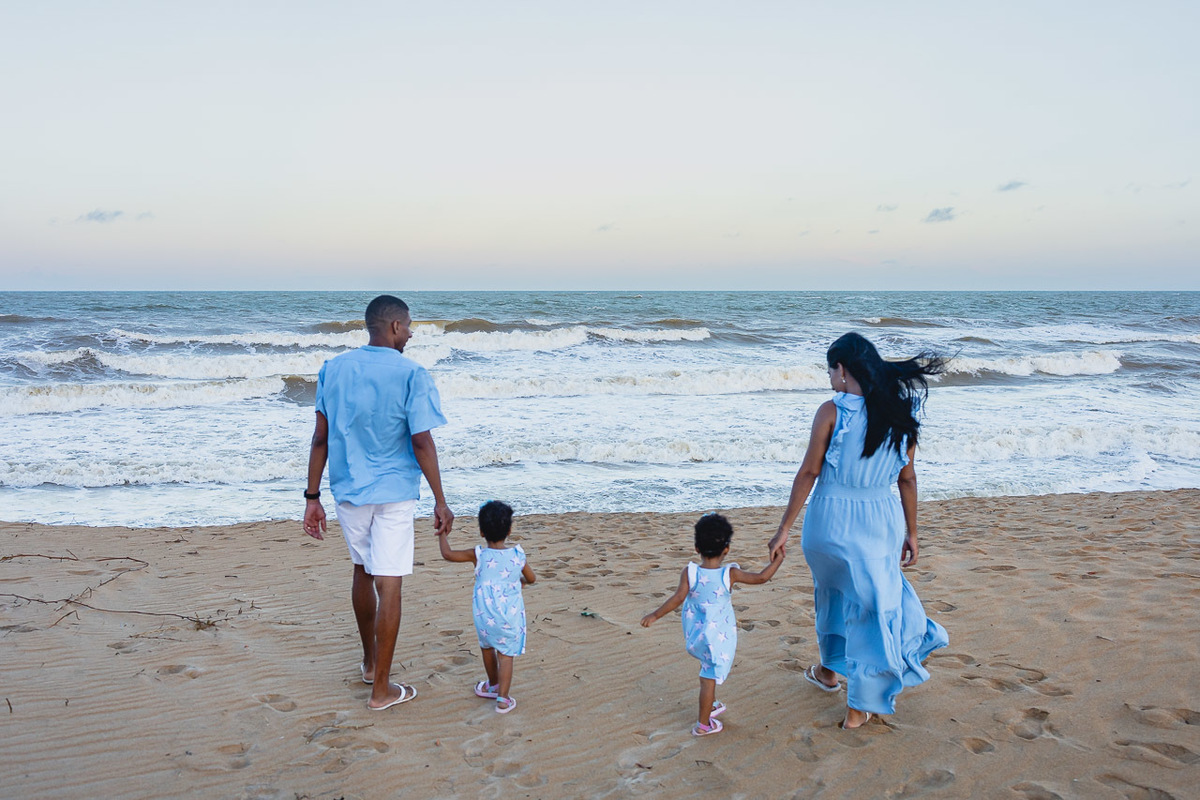 abraço na alma, alan smyth, ensaio da familia, ensaio de familia sao mateus, familia, fotografia afetiva, fotografo afetivo, fotografo em sao mateus es, fotografo guriri, mae e filha, onde fotografar em sao mateus, ensaio fotografico gemeas, gemeas, twins