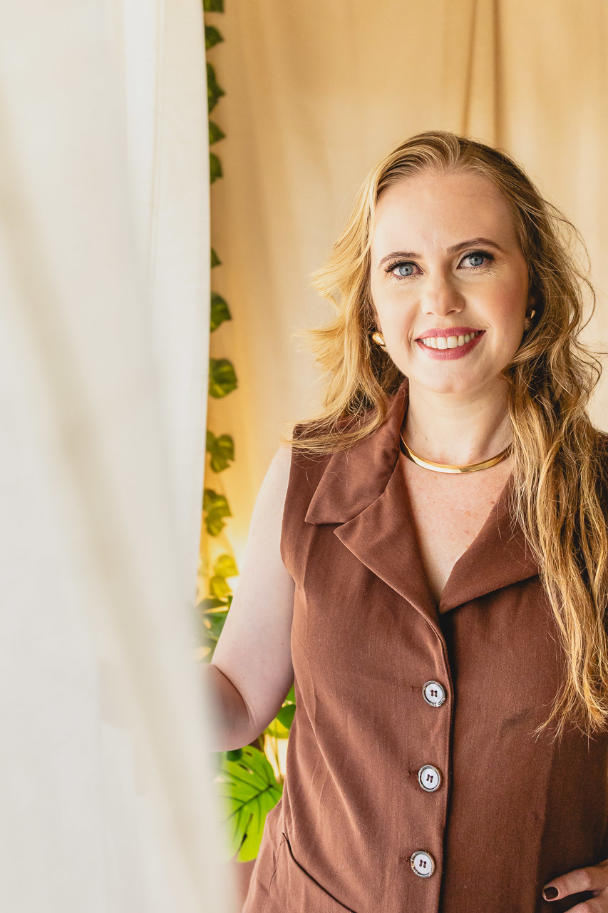 ensaio de dia das das mães  em são mateus es, especial abraço de mãe em são mateus, fotógrafo de família em são mateus es, sessão de fotos de dia das mães guriri, ensaio dia das mães afetivo são mateus, cenario de dia das maes, retrato de dia das mães 