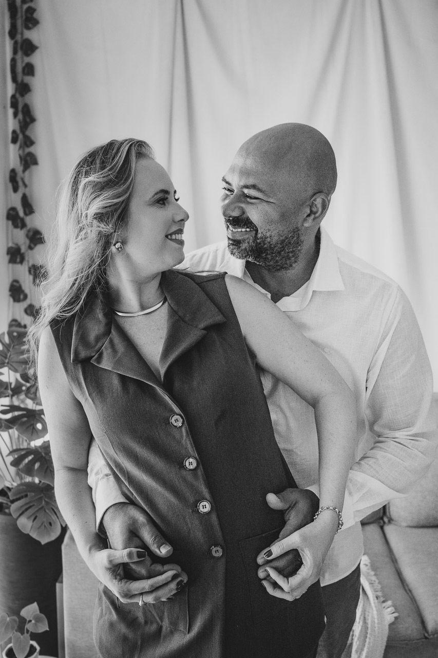 ensaio de dia das das mães  em são mateus es, especial abraço de mãe em são mateus, fotógrafo de família em são mateus es, sessão de fotos de dia das mães guriri, ensaio dia das mães afetivo são mateus, cenario de dia das maes, retrato de dia das mães 